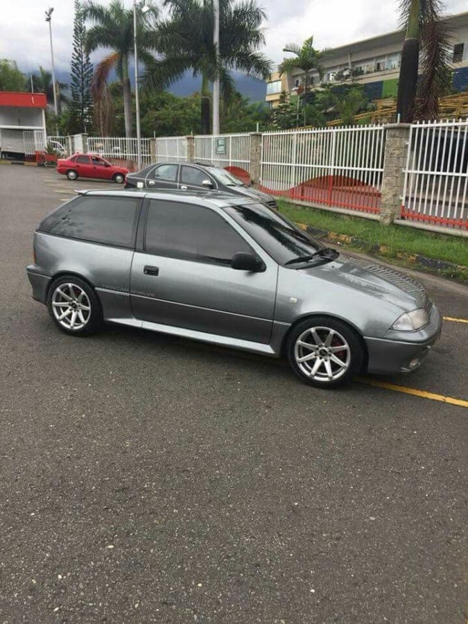 Vendo Hermoso Suzuki Swift 2022 - Impecable Estado, Único Dueño